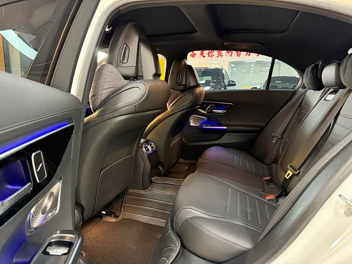 Фото 5 - Mercedes-Benz C-Class