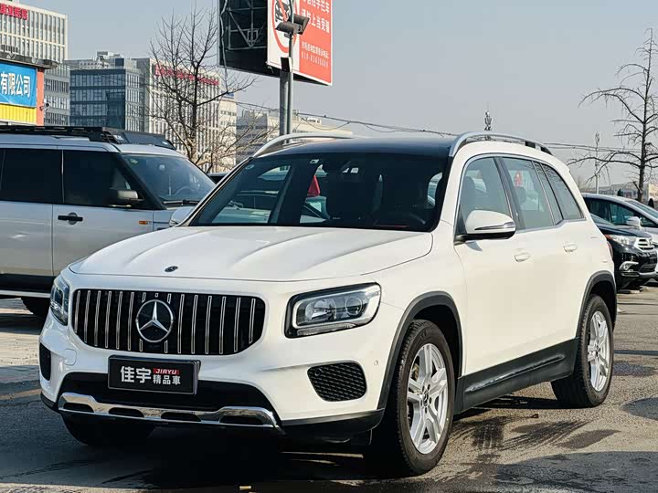 Фото 1 - Mercedes-Benz GLB-Class