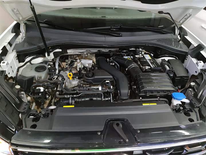 Фото 10 - Volkswagen Tayron