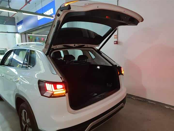 Фото 9 - Volkswagen Tayron