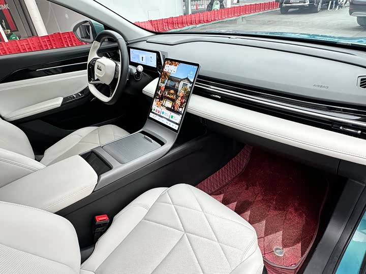 Фото 12 - Geely Galaxy L6