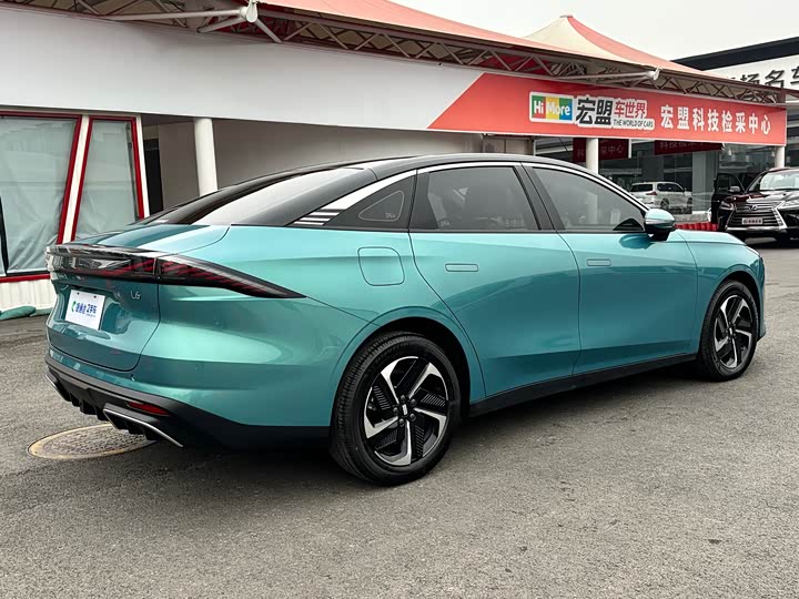 Фото 4 - Geely Galaxy L6