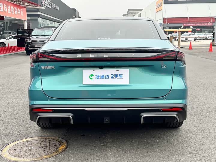 Фото 8 - Geely Galaxy L6