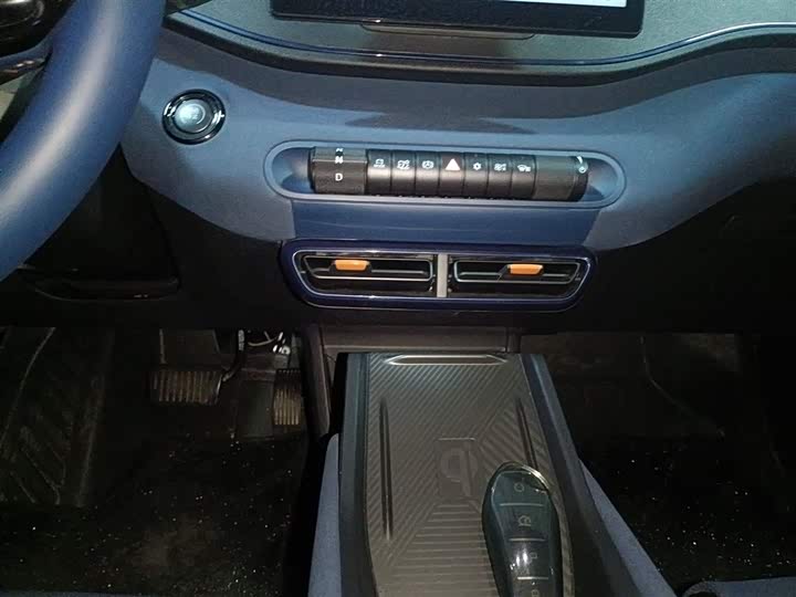 Фото 14 - BYD Seagull