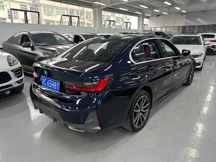 Фото 9 - BMW 3 Series