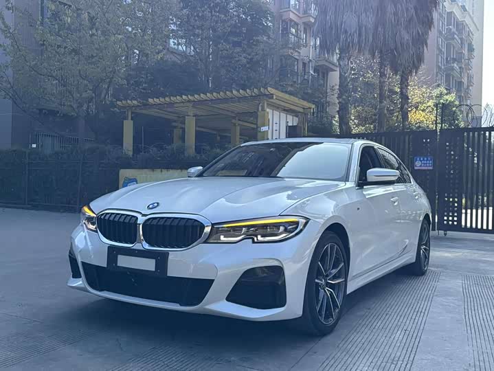 Фото 1 - BMW 3 Series