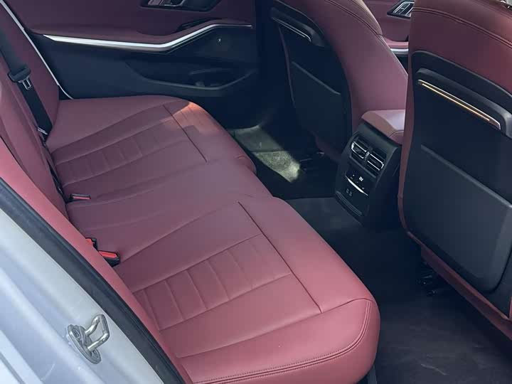 Фото 8 - BMW 3 Series