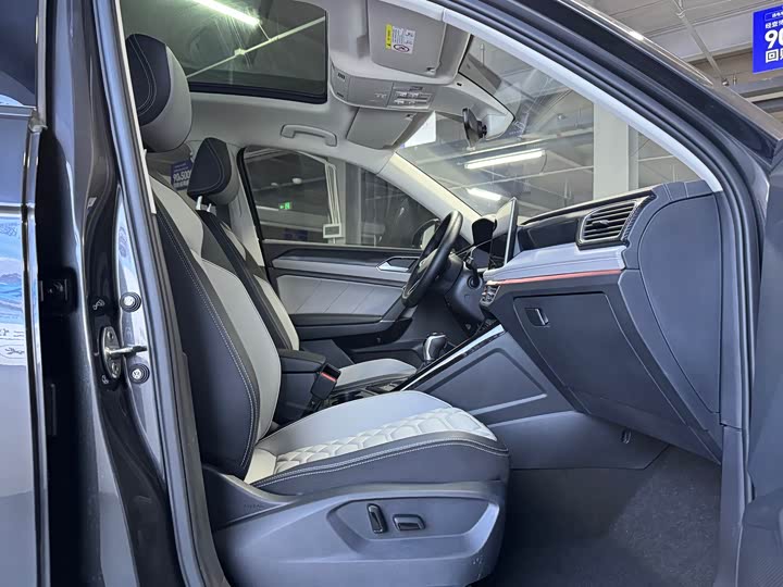 Фото 21 - Volkswagen Tayron