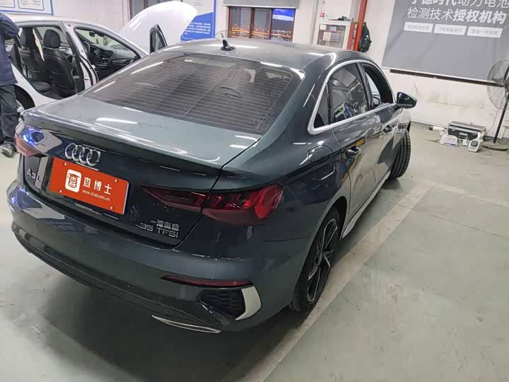 Фото 2 - Audi A3