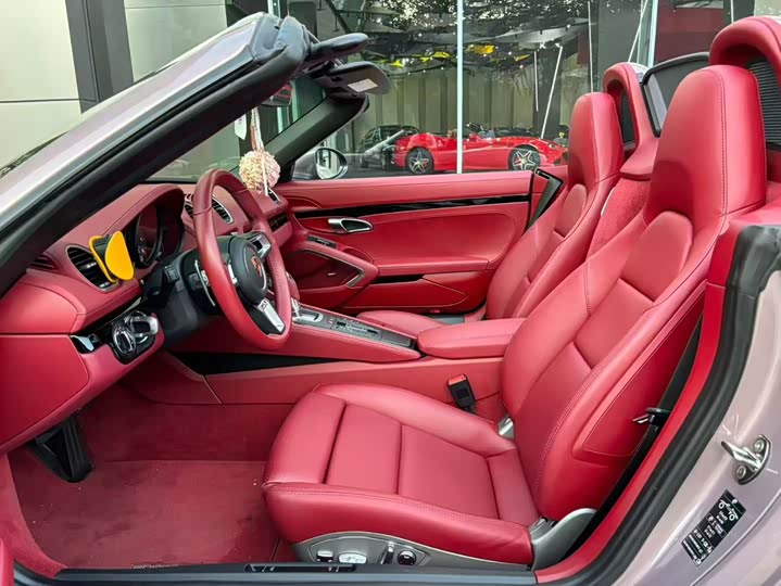 Фото 3 - Porsche 718