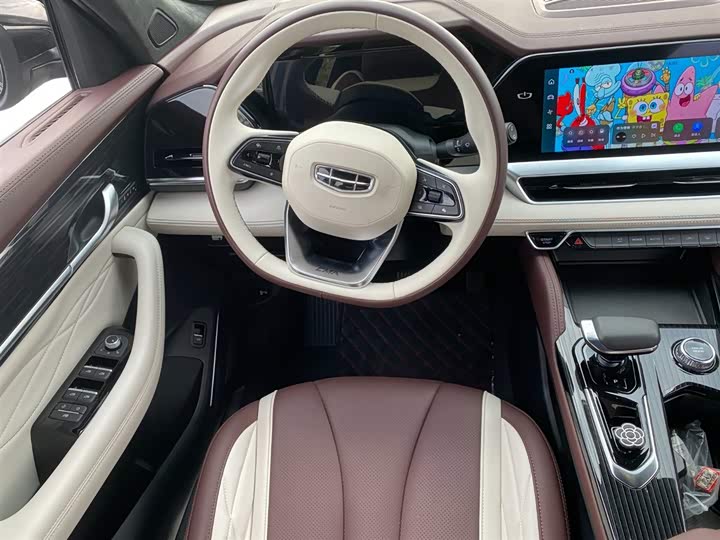 Фото 26 - Geely Monjaro