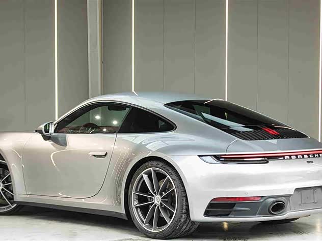 Фото 7 - Porsche 911