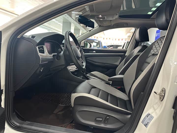 Фото 5 - Volkswagen Bora