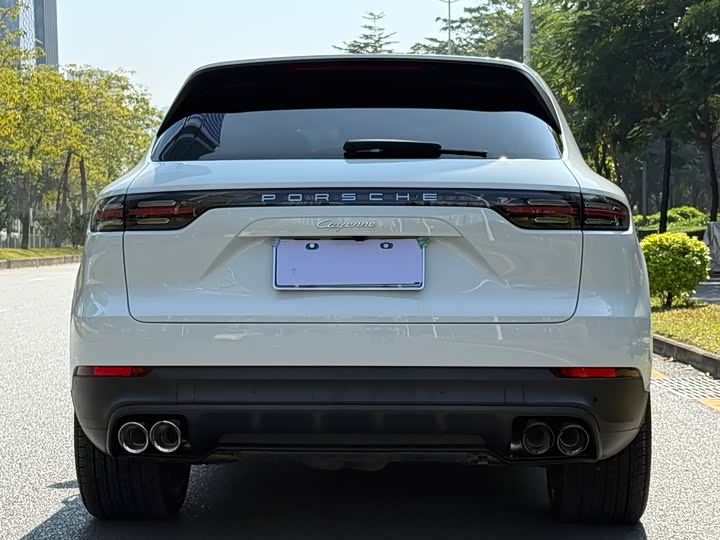 Фото 22 - Porsche Cayenne