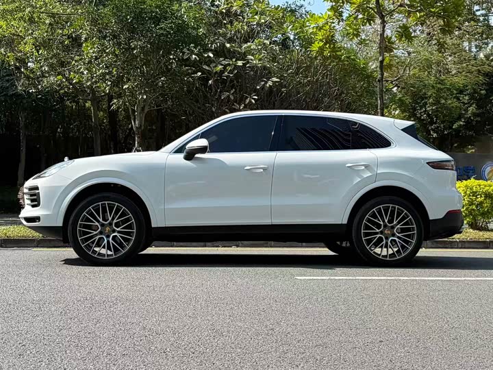 Фото 4 - Porsche Cayenne