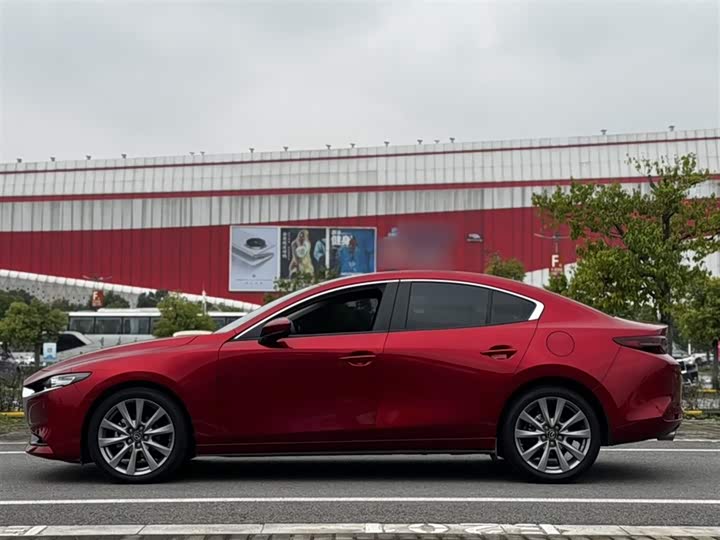 Фото 13 - Mazda 3 (Axela)