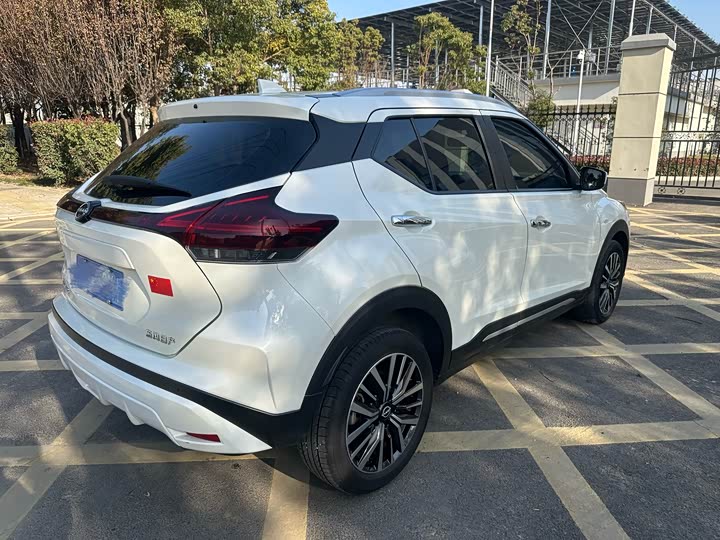 Фото 6 - Nissan Kicks
