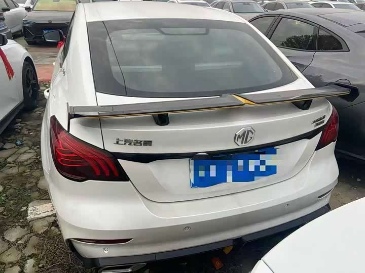 Фото 8 - MG Motor 6