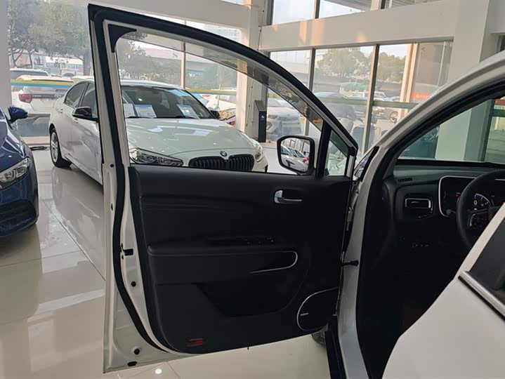 Фото 7 - GAC Trumpchi GS3