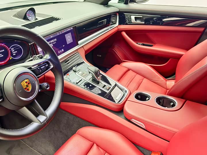 Фото 8 - Porsche Panamera