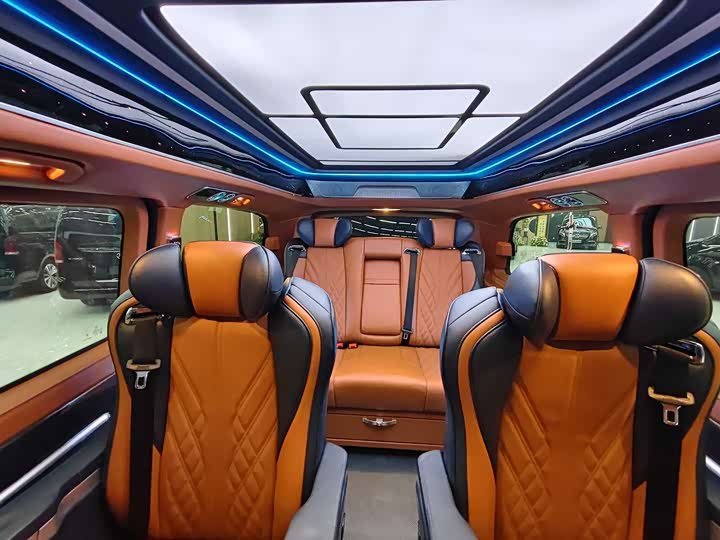 Фото 6 - Mercedes-Benz Vito