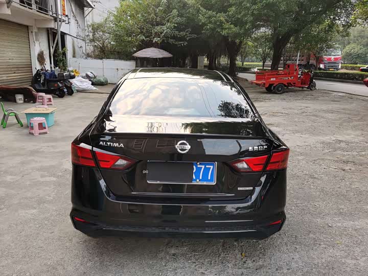 Фото 5 - Nissan Teana