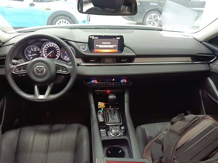 Фото 10 - Mazda Atenza