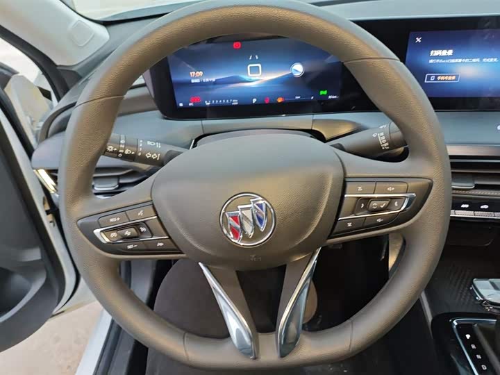 Фото 11 - Buick Verano