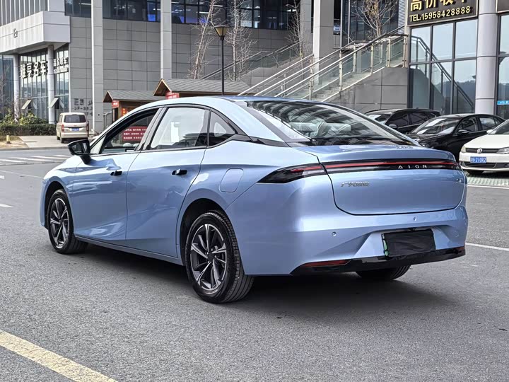 Фото 4 - GAC Aion S Max