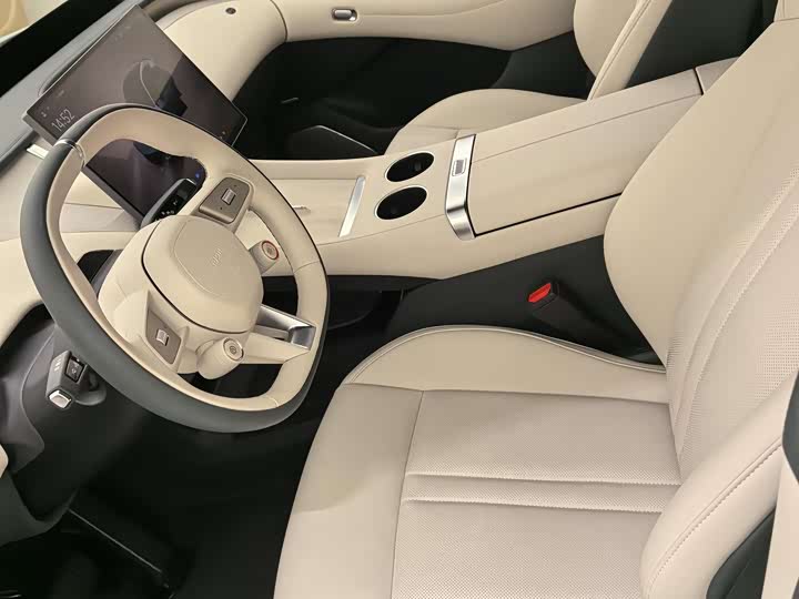 Фото 5 - Xiaomi YU7