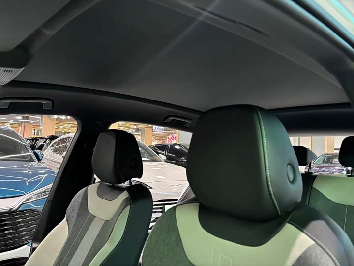 Фото 13 - Volkswagen ID.4 Crozz