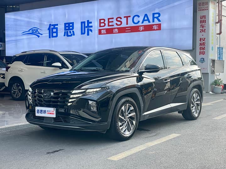 Фото 1 - Hyundai Tucson L