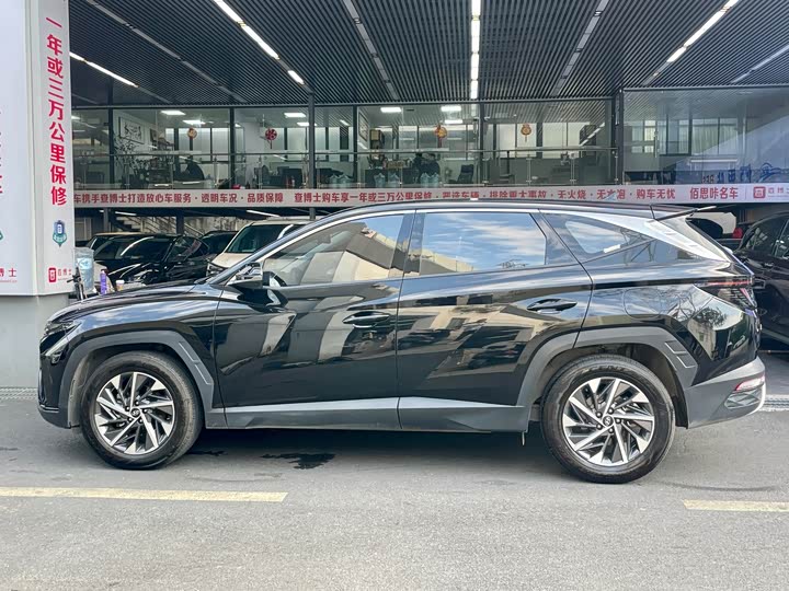 Фото 5 - Hyundai Tucson L