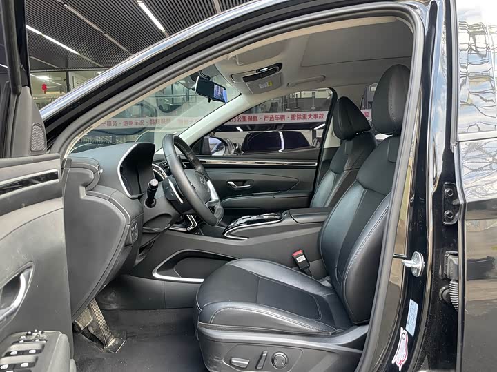 Фото 6 - Hyundai Tucson L