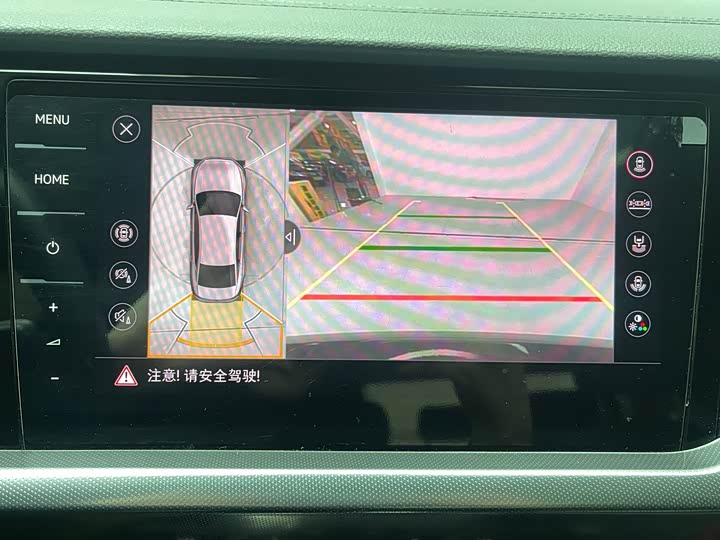 Фото 14 - Volkswagen Passat