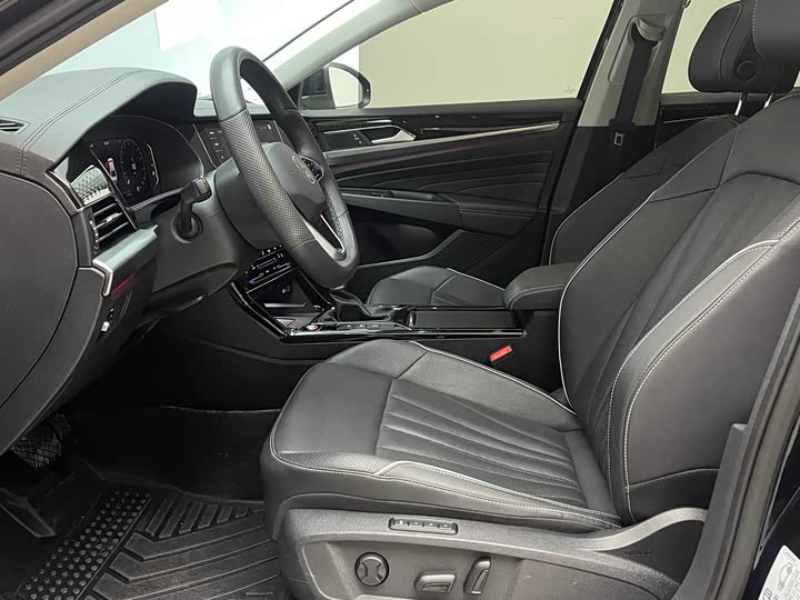 Фото 9 - Volkswagen Passat