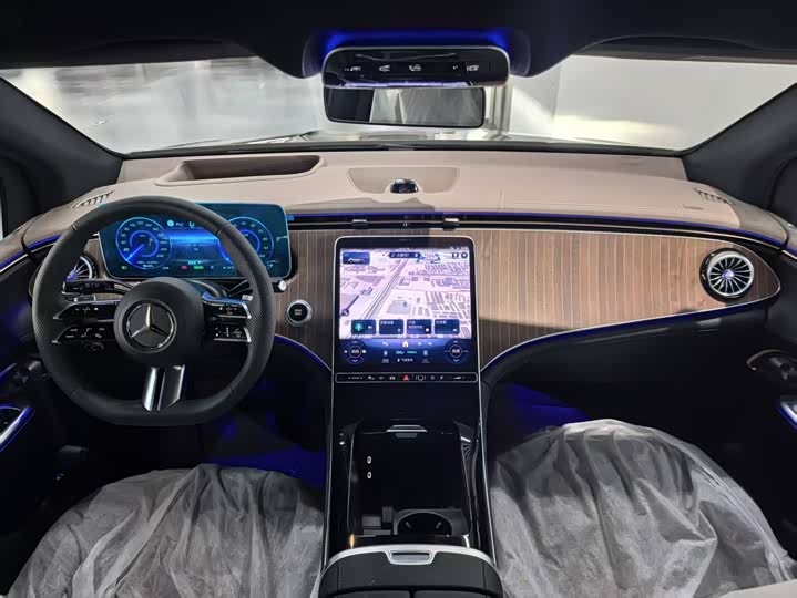 Фото 4 - Mercedes-Benz EQE SUV