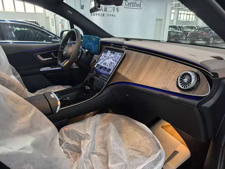 Фото 7 - Mercedes-Benz EQE SUV