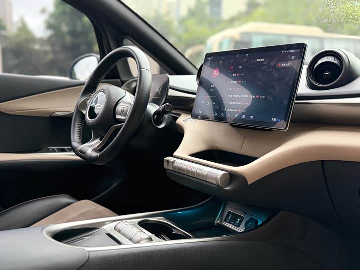 Фото 9 - BYD Dolphin