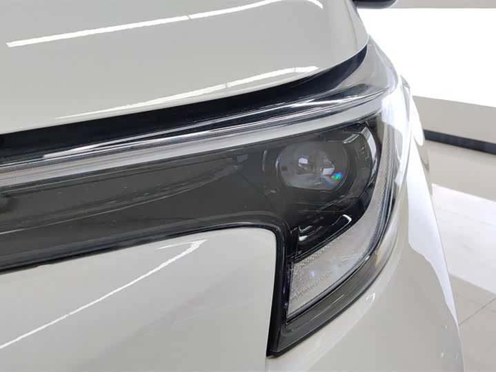 Фото 5 - Toyota Levin