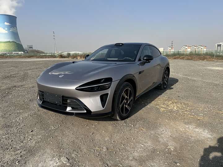 Фото 1 - Xiaomi YU7