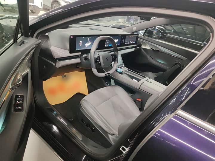 Фото 16 - Voyah Passion