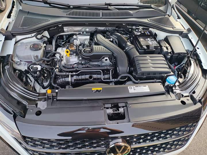 Фото 10 - Volkswagen Lavida