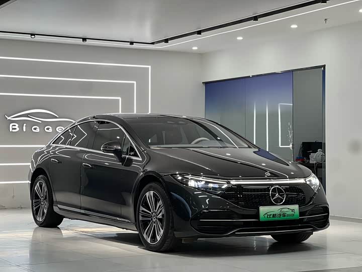 Фото 2 - Mercedes-Benz EQS