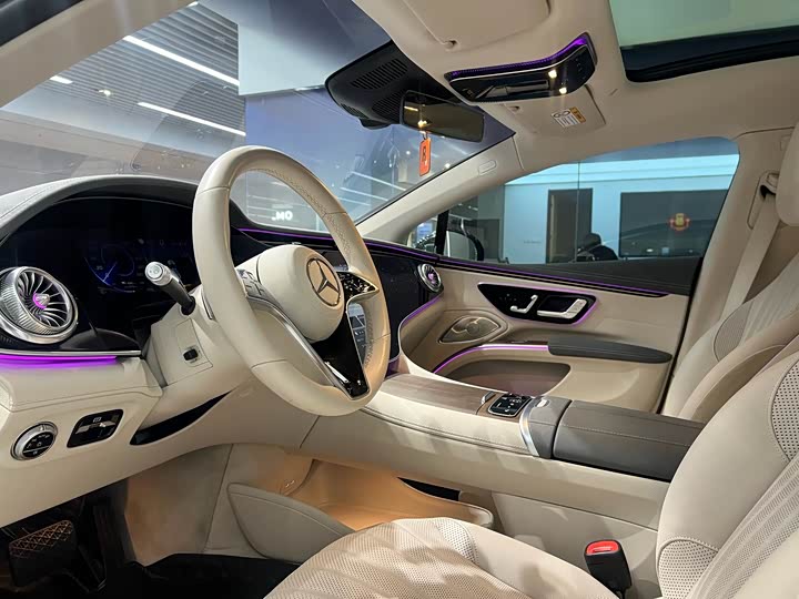 Фото 8 - Mercedes-Benz EQS