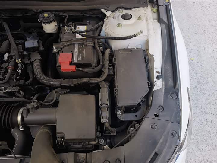 Фото 22 - Honda Inspire