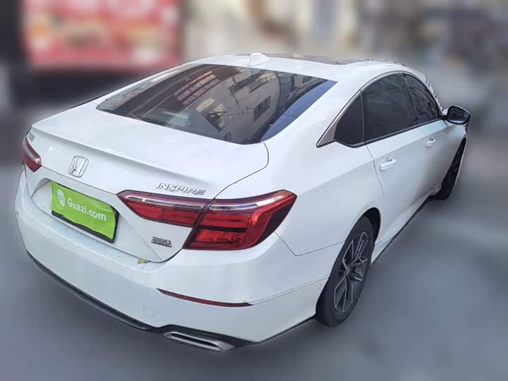 Фото 29 - Honda Inspire