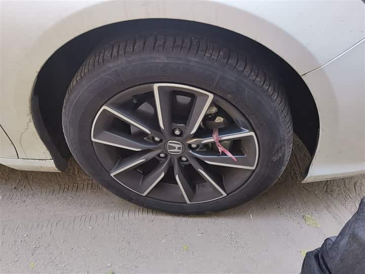 Фото 31 - Honda Inspire