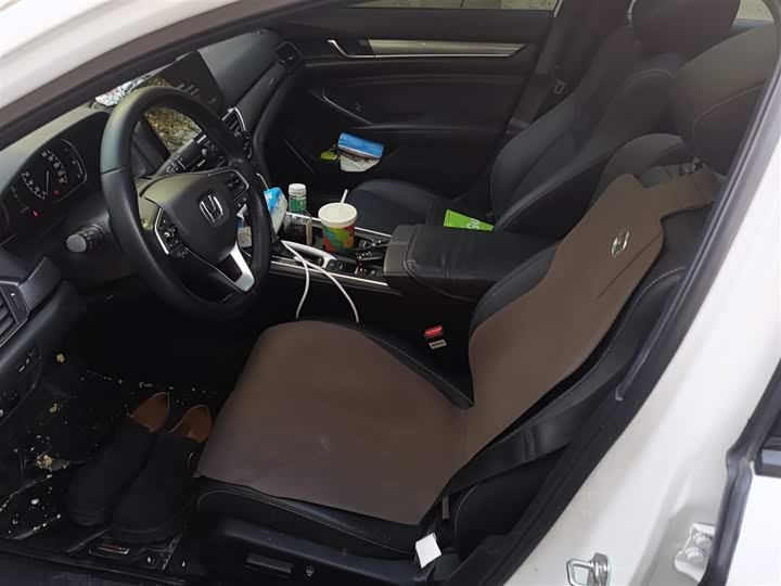 Фото 8 - Honda Inspire