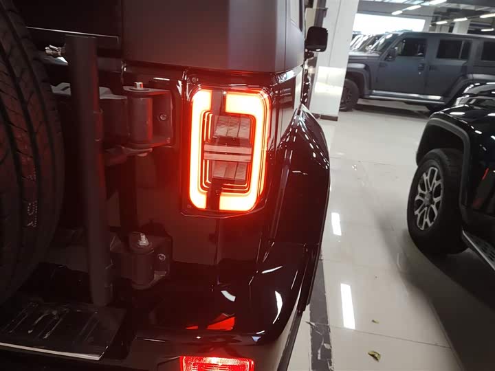 Фото 8 - BAIC Beijing BJ40